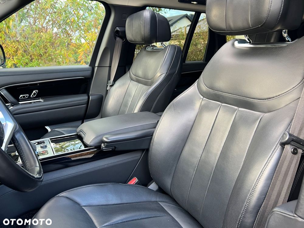Land Rover Range Rover D250 Autobiography - 17