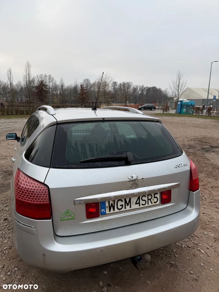 Peugeot 407 HDi 135 Automatik Business Line - 4