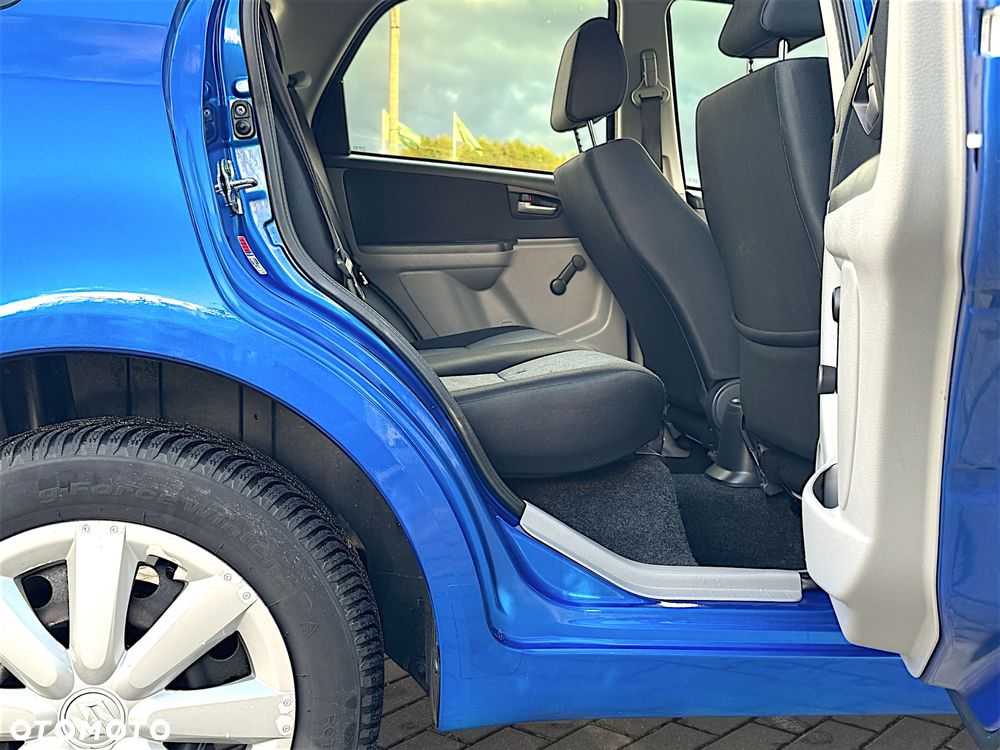 Suzuki SX4 1.6 GLX / Comfort - 9
