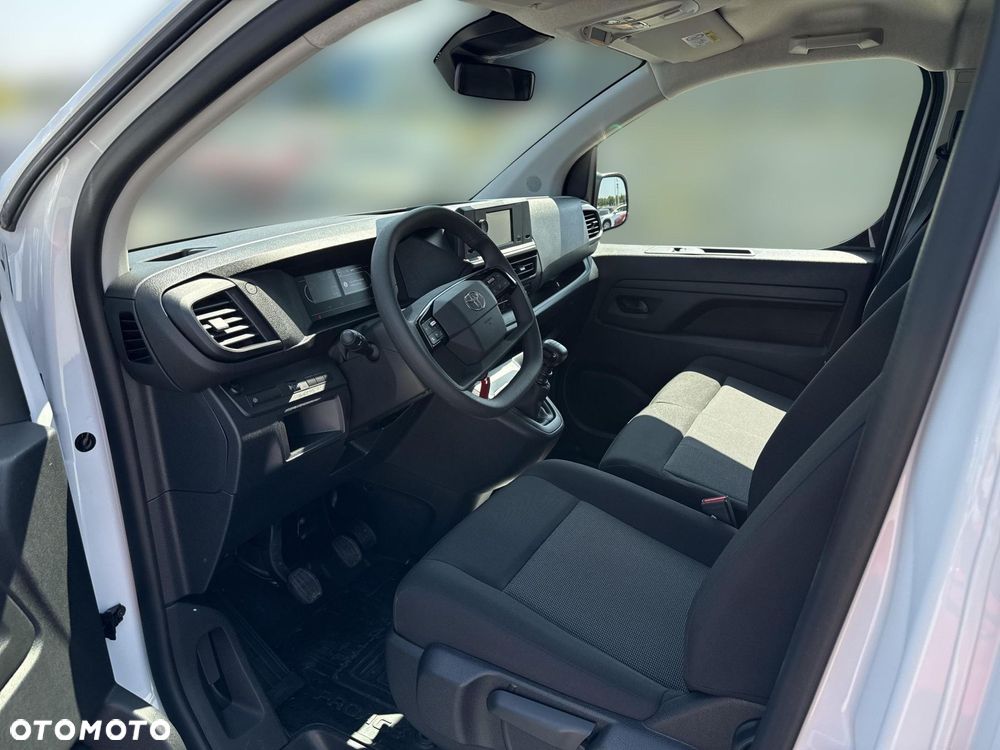 Toyota PROACE - 10