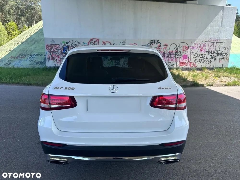 Mercedes-Benz GLC 300 4Matic 9G-TRONIC - 5