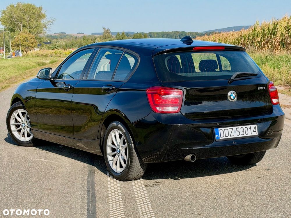 BMW Seria 1 116i Sport Line - 2