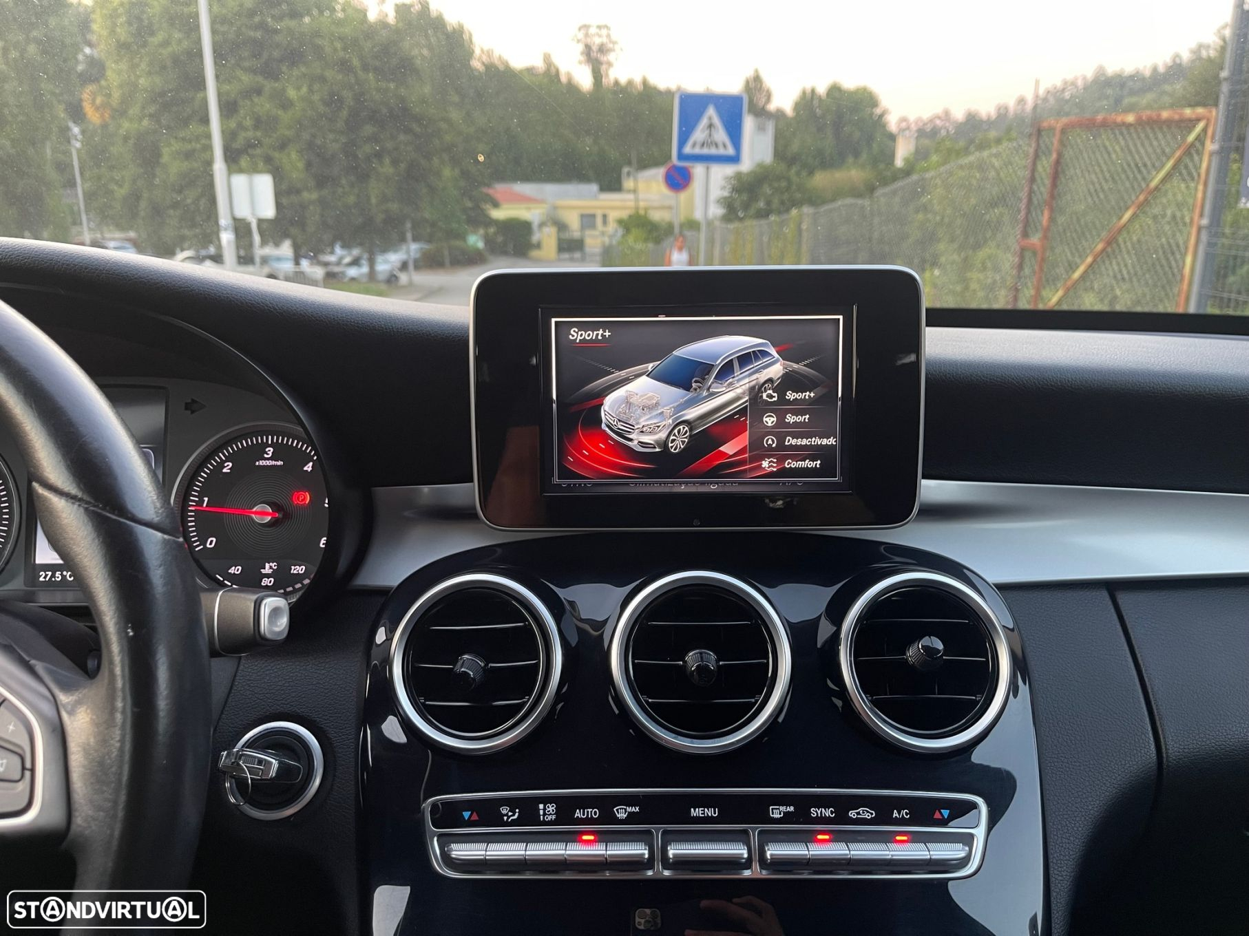 Mercedes-Benz C 200 d Avantgarde Aut. - 25