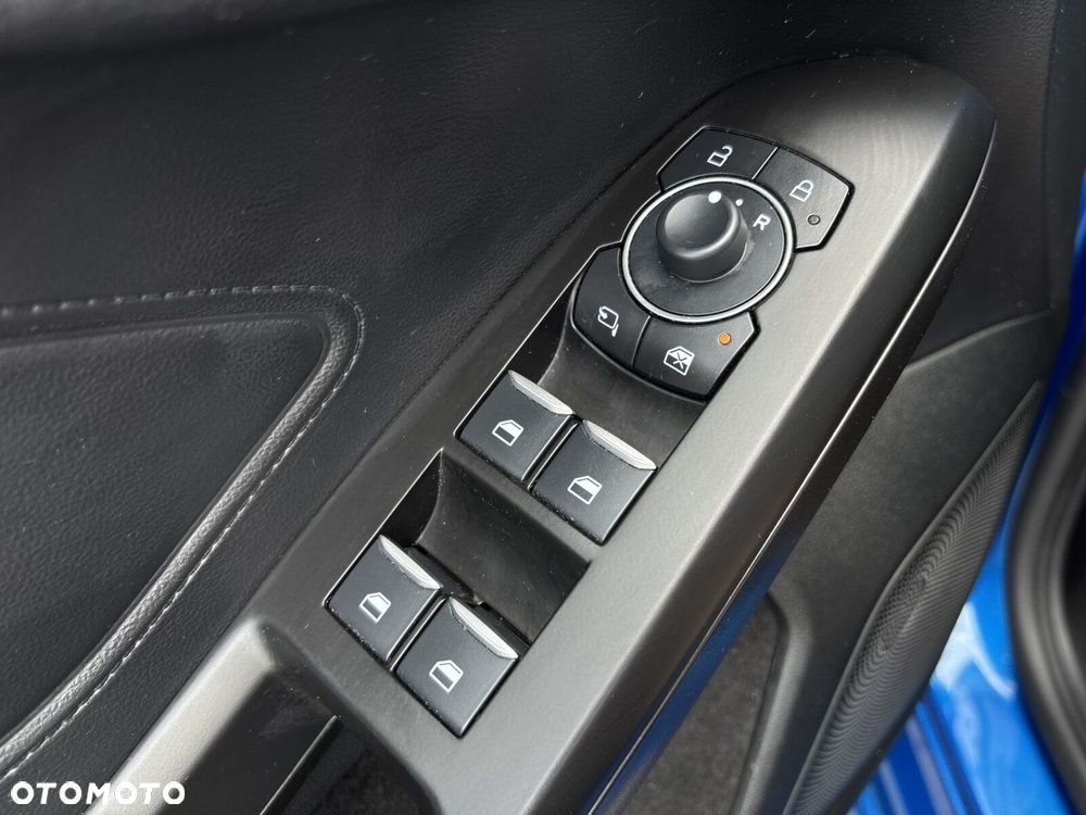 Ford Focus - 21