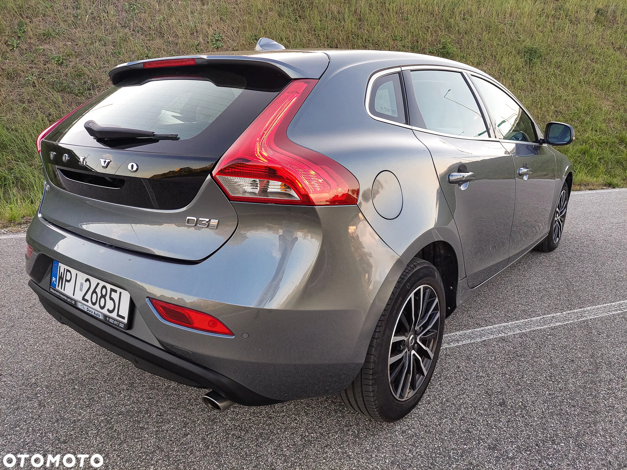 Volvo V40 D3 Drive-E Inscription - 14