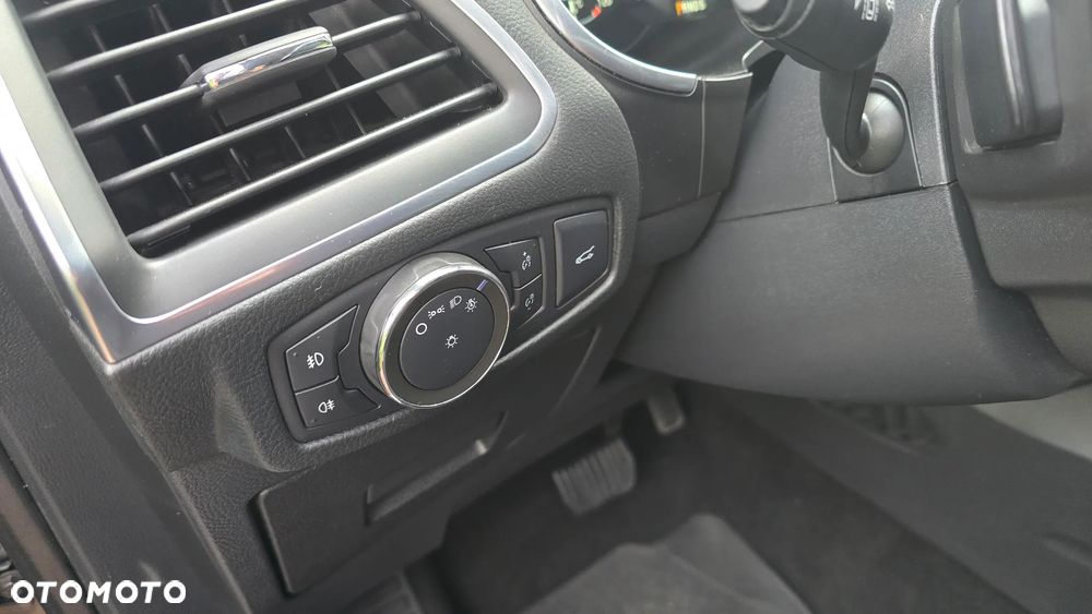 Ford S-Max 2.0 TDCi 4WD Titanium PowerShift - 23