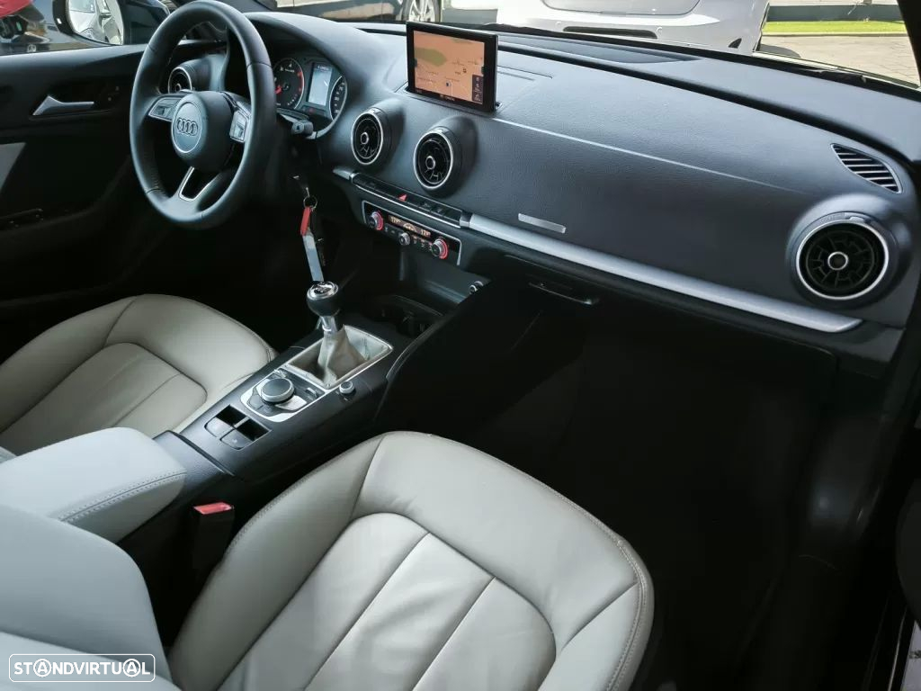 Audi A3 Cabrio 1.6 TDi - 33