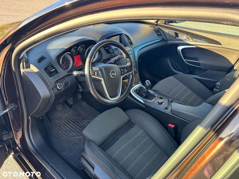 Opel Insignia 1.4 T Cosmo S&S - 8