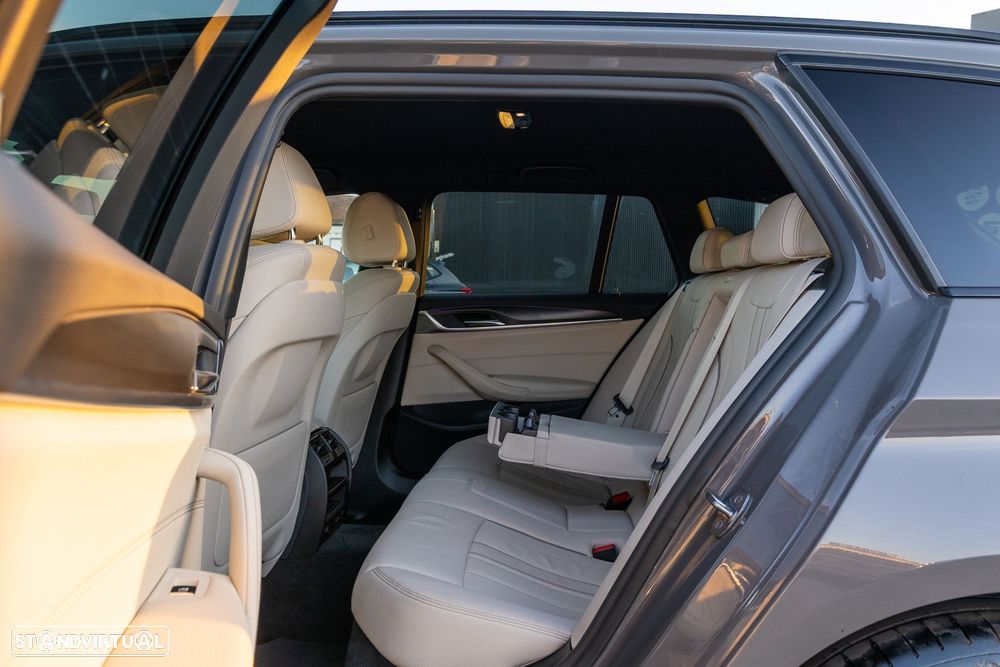 BMW 520 e Pack M - 13