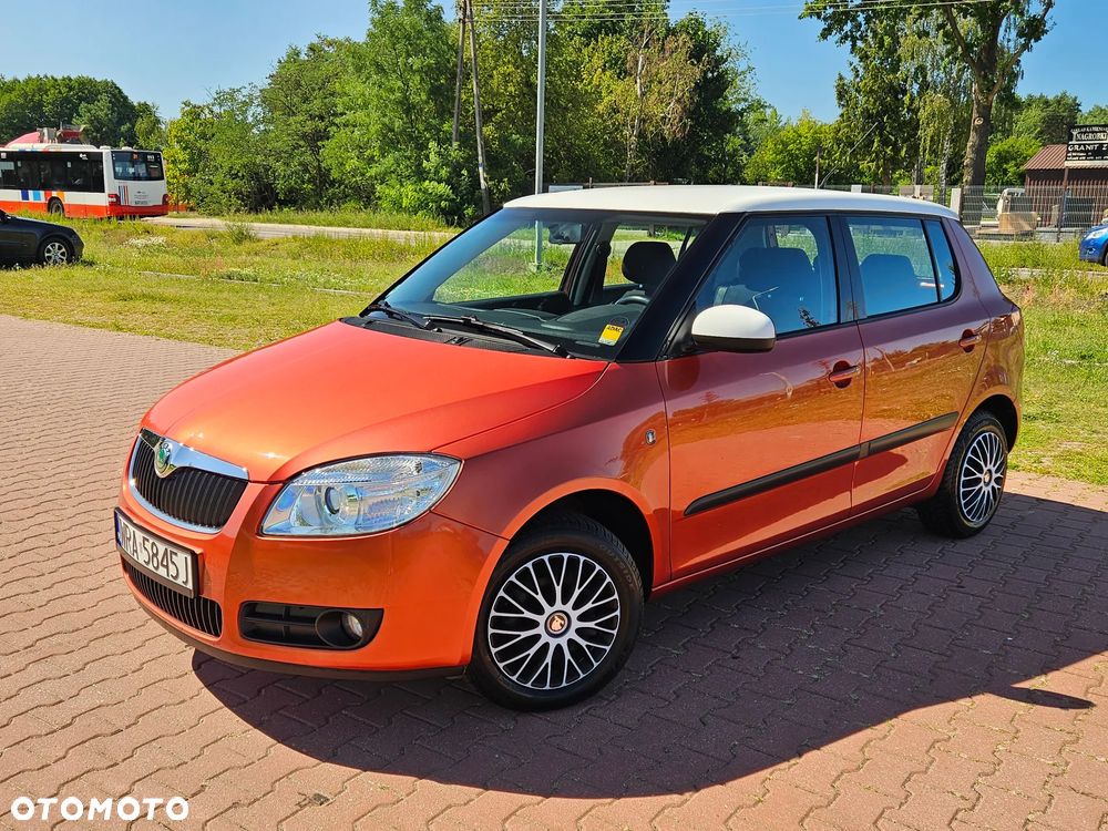 Skoda Fabia 1.2 HTP Cool Colour Edition - 15