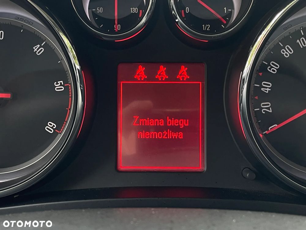 Opel Zafira - 12