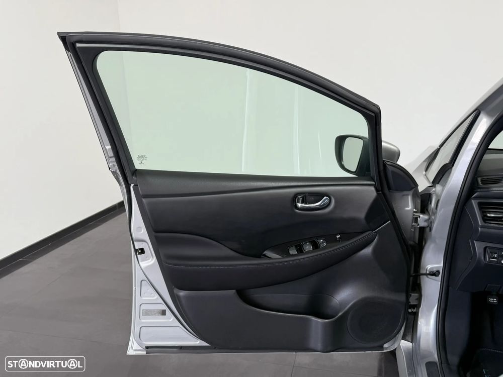 Nissan Leaf Acenta Access - 17