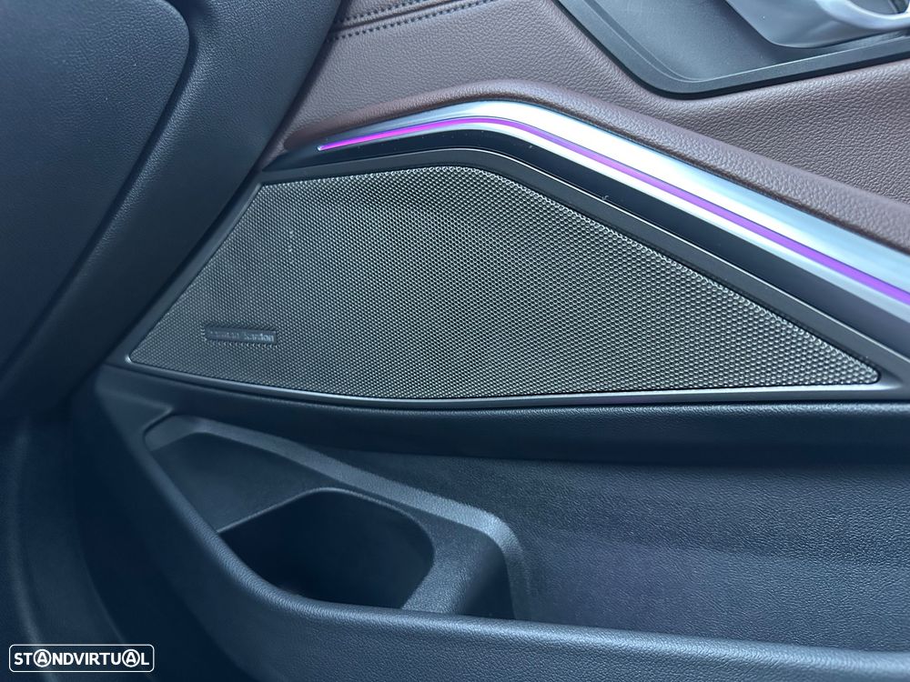 BMW 330 e Aut. Sport Line - 38