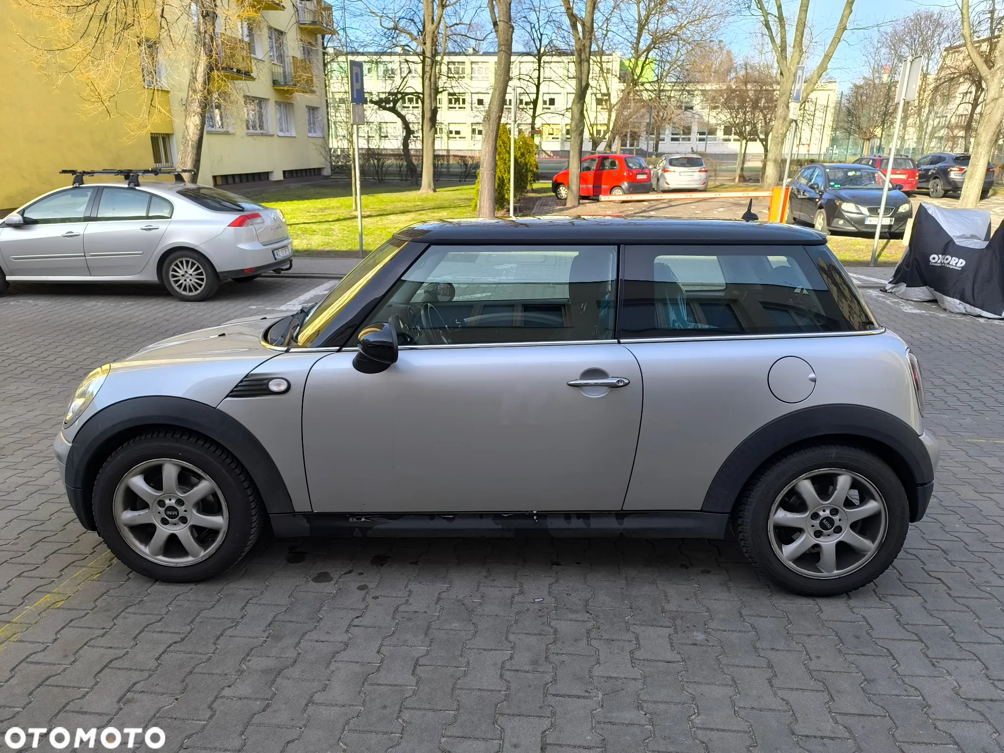 MINI Cooper Standard - 2