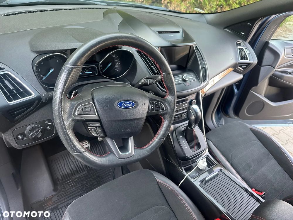 Ford Kuga 2.0 TDCi FWD ST-Line - 11