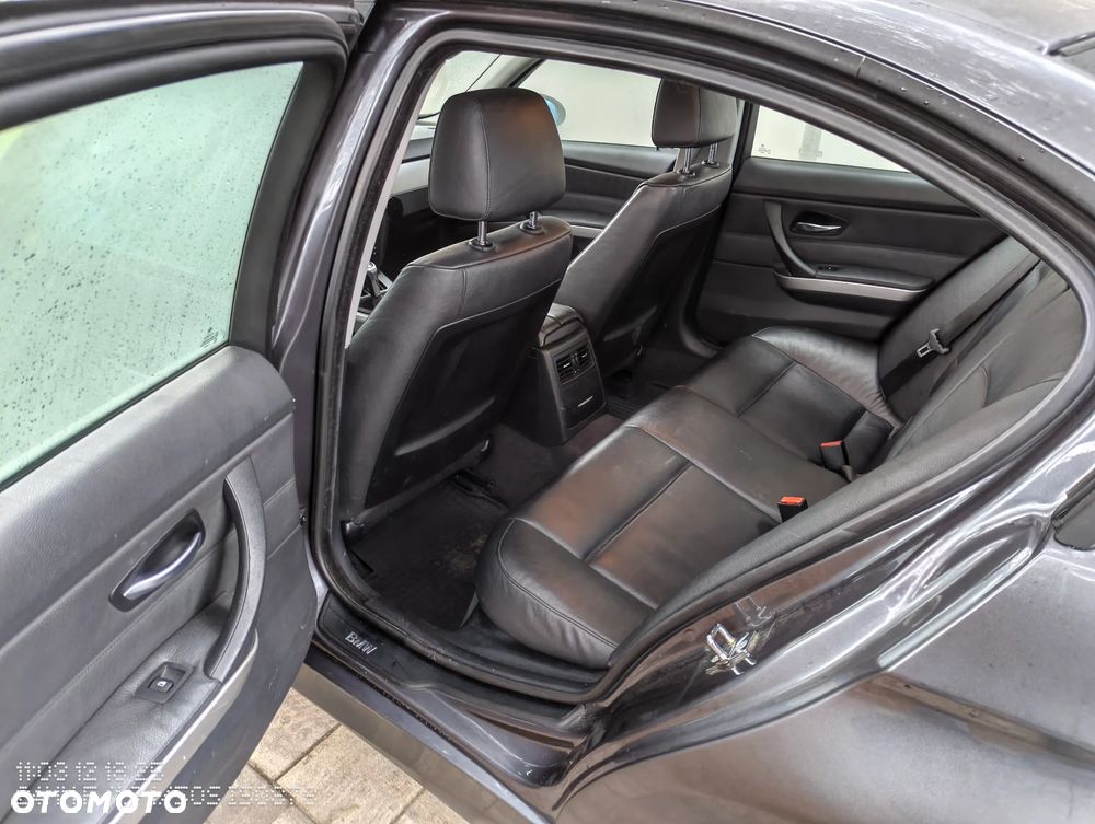 BMW Seria 3 320d Edition Lifestyle - 13