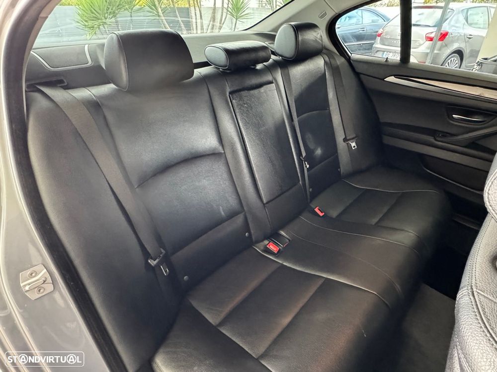 BMW 520 d Auto - 27