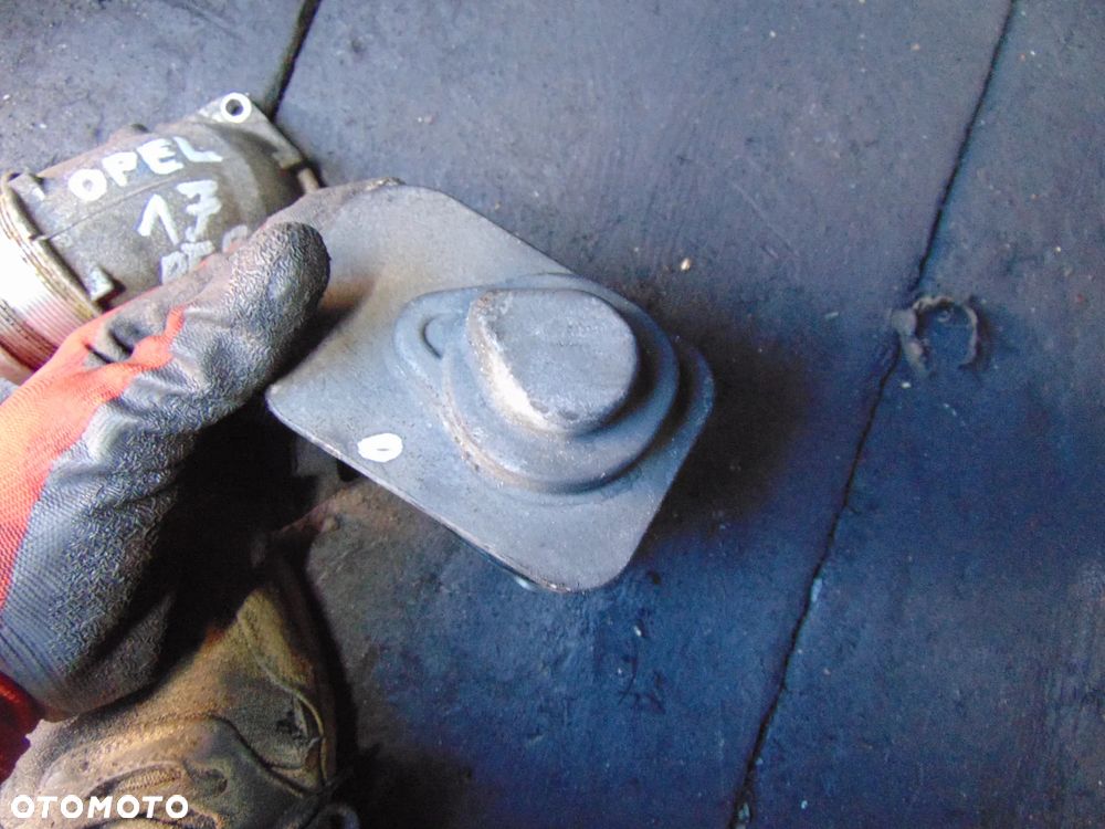 Przepustnica opel Z17DTR - 4