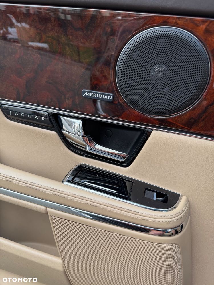 Jaguar XJ 3.0 D V6 Portfolio - 23