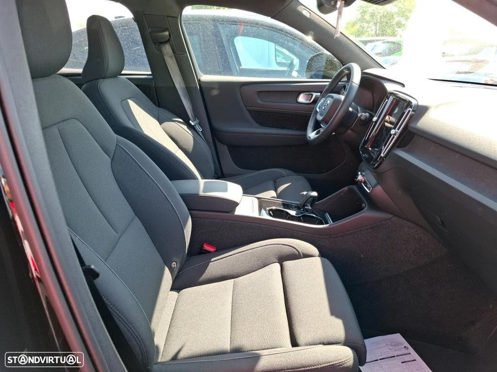 Volvo XC 40 Recharge Pro - 13