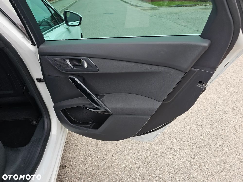 Peugeot 508 SW BlueHDi 150 Stop&Start Active - 22