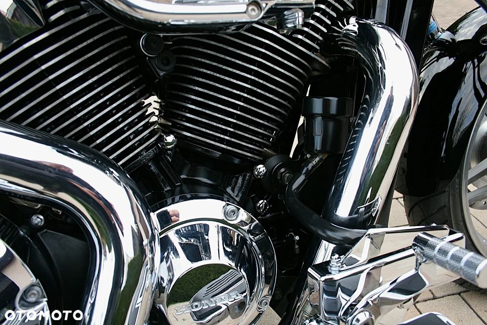 Honda VTX - 16