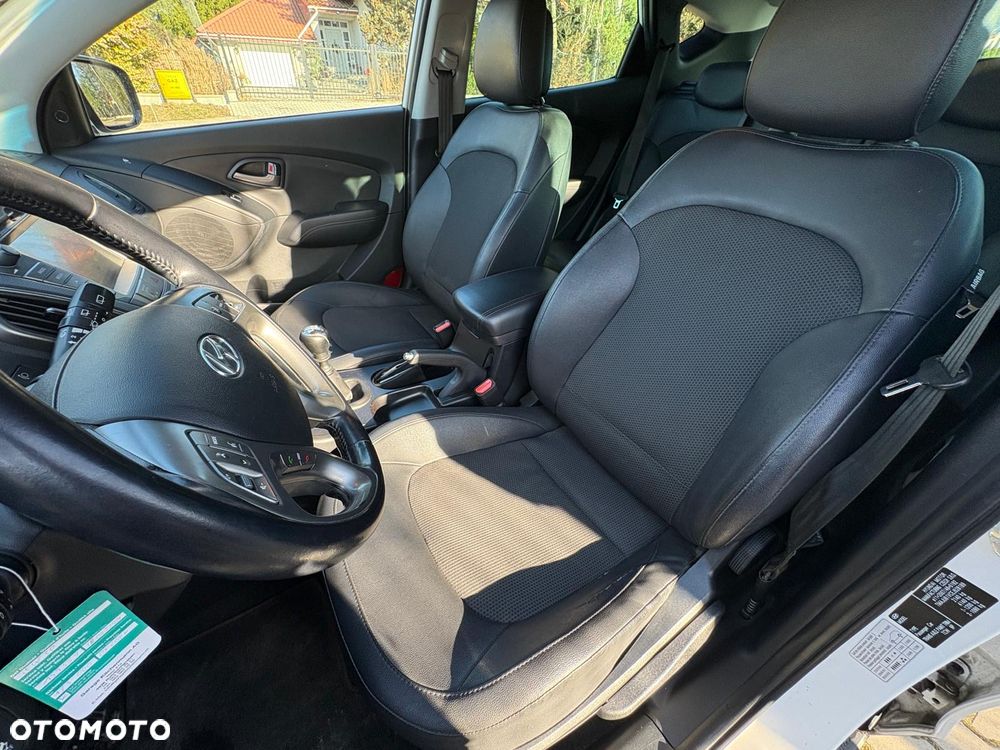 Hyundai ix35 2.0 CRDi 4WD Premium - 12