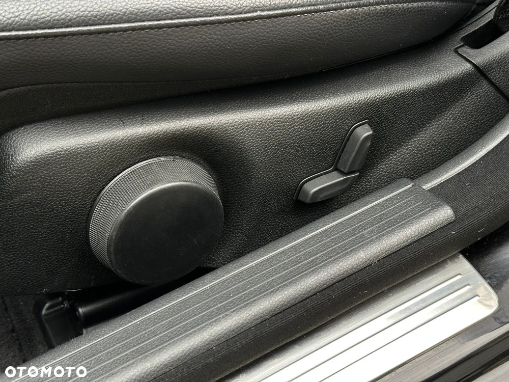 Mercedes-Benz Klasa C 180 T 7G-TRONIC Avantgarde Edition - 11