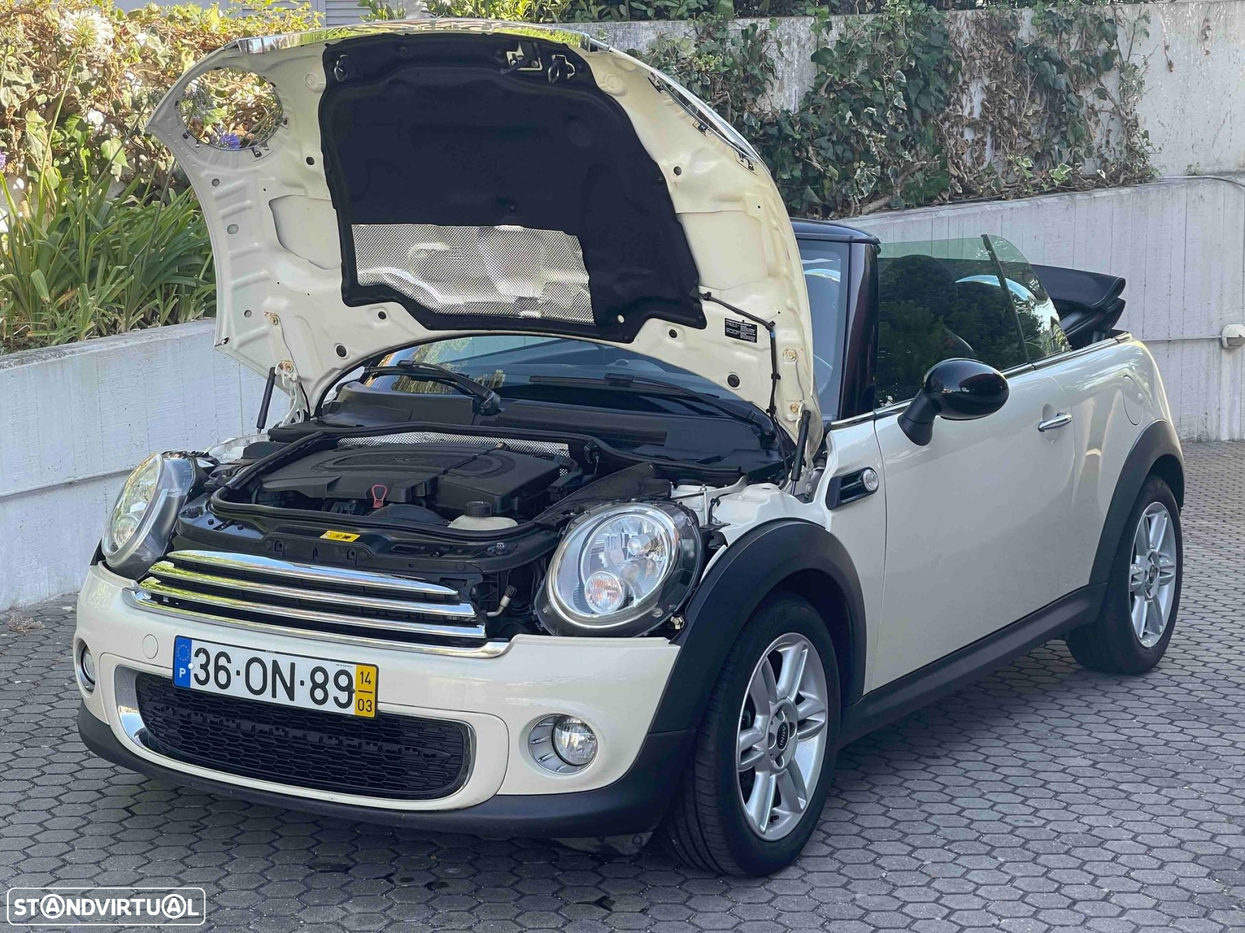 MINI Cabrio Cooper D - 16