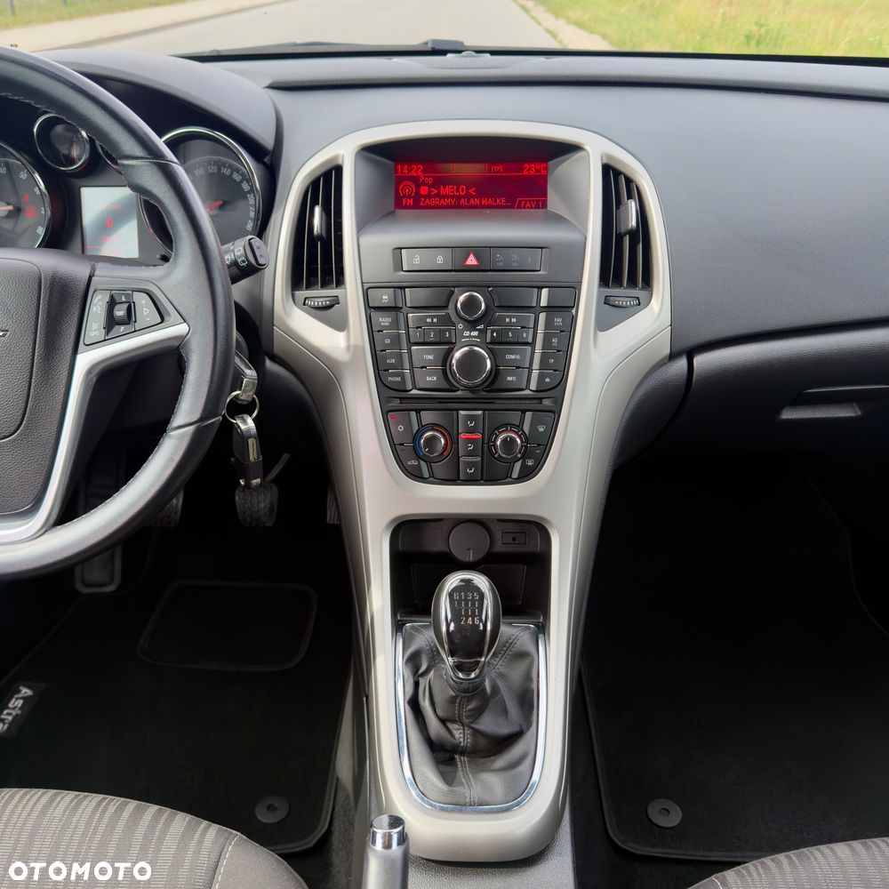 Opel Astra 1.4 Turbo Color Edition - 11