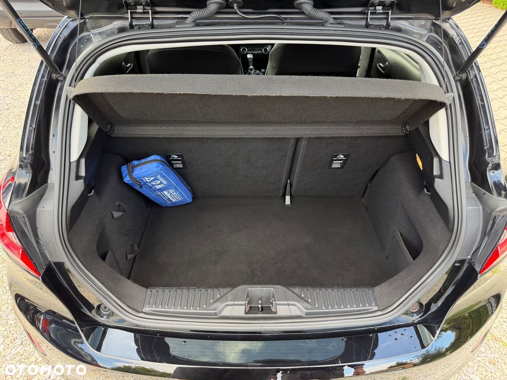 Ford Fiesta 1.0 EcoBoost S&S TITANIUM - 11