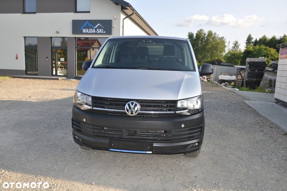 Volkswagen Transporter - 3