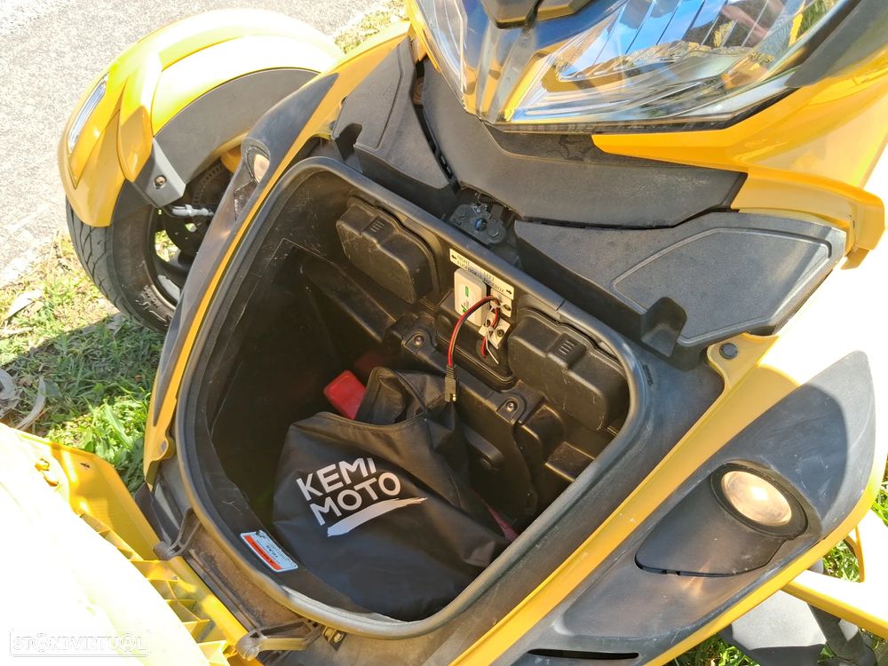 Can-Am Spyder RS ST-S - 5