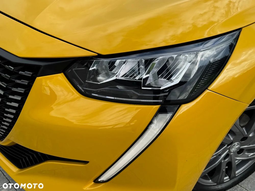 Peugeot 208 - 27