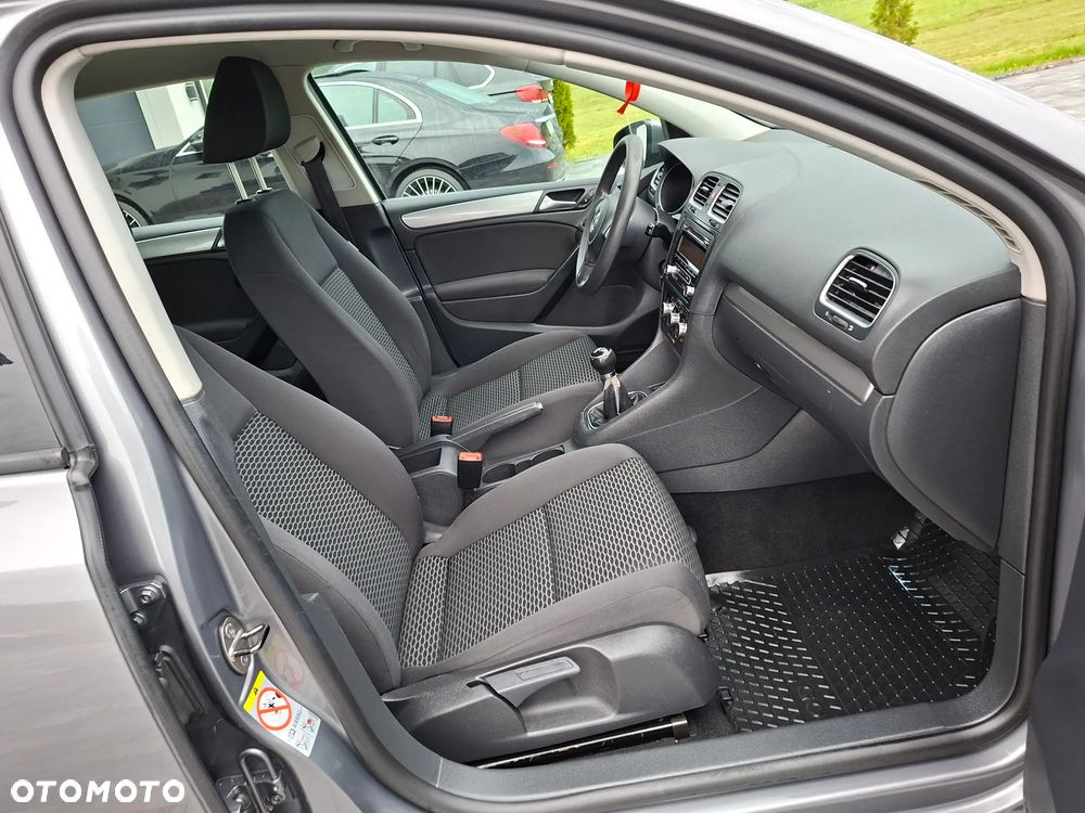 Volkswagen Golf 2.0 TDI Comfortline - 7