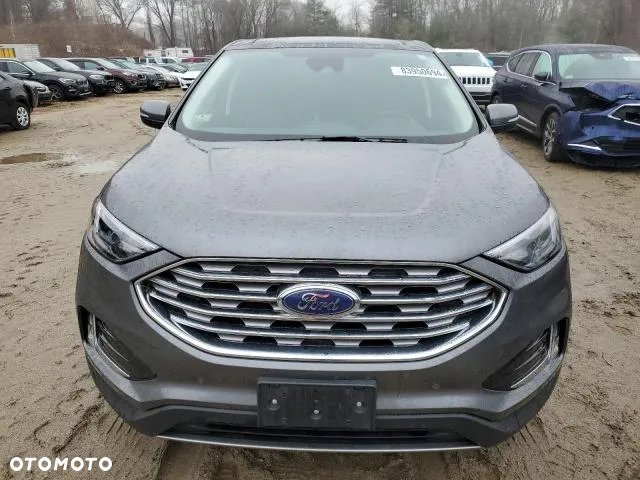 Ford Edge - 5