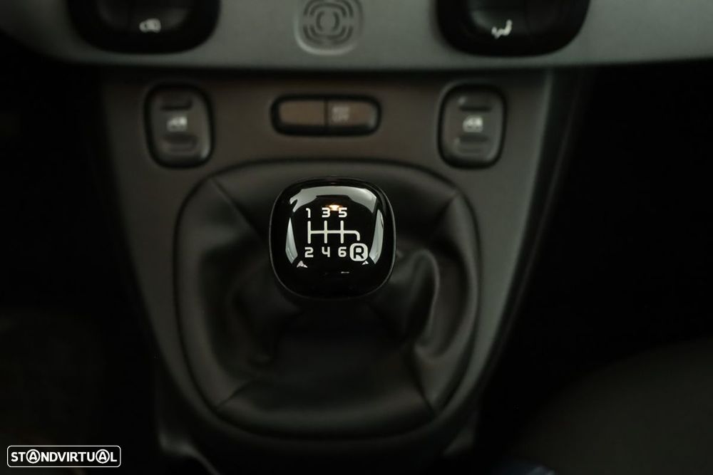 Fiat Panda 1.0 Hybrid City Cross - 11