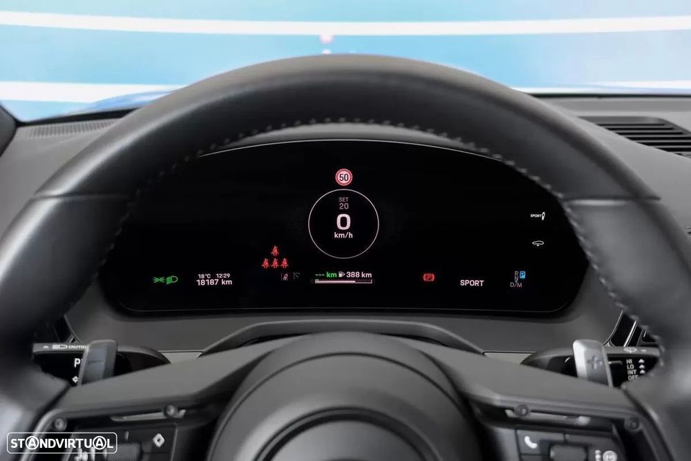 Porsche Panamera 4 E-Hybrid - 8