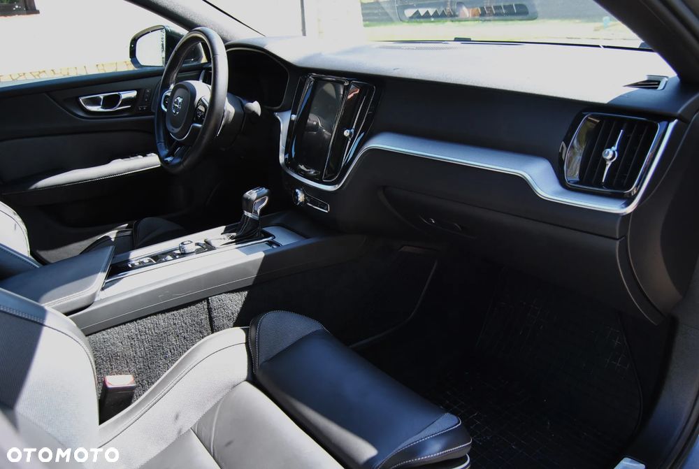 Volvo S60 T6 AWD Geartronic RDesign - 7