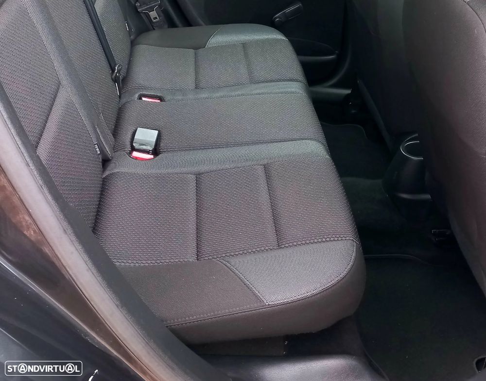 Peugeot 207 SW 1.4 SE 200 Anos - 18