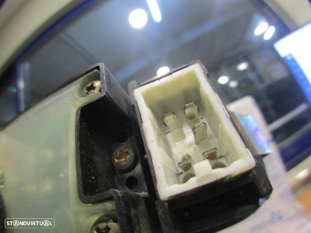 Interruptor Inter5258 SUZUKI LIANA 2001 1.3I 90CV 5P CASTANHO VIDROS FE Plástico Partido - 4