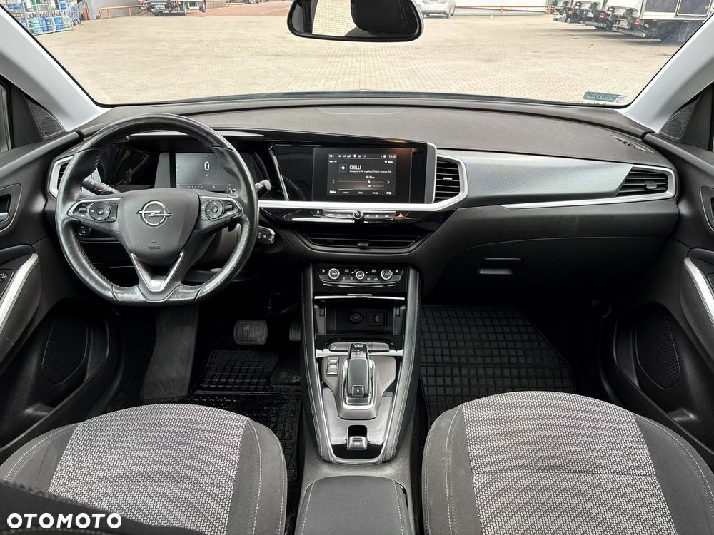 Opel Grandland 1.2 T Business Edition S&S - 13
