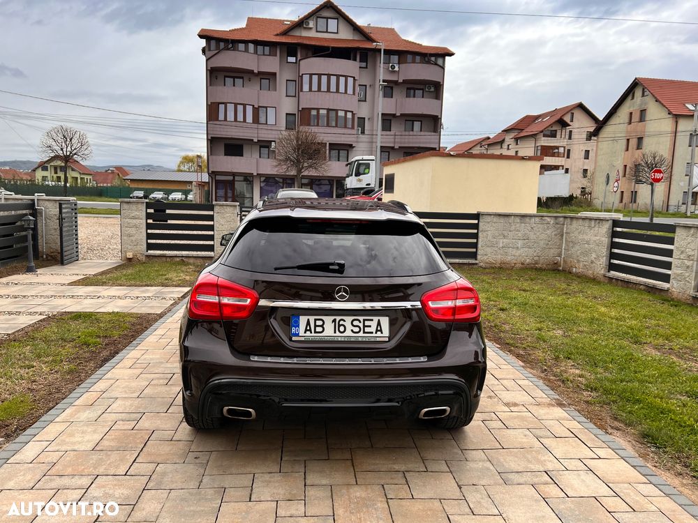 Mercedes-Benz GLA 220 CDI 4MATIC 7G-DCT AMG Line - 4