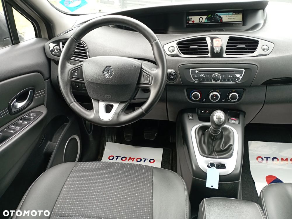 Renault Scenic 1.6 16V 110 Expression - 10