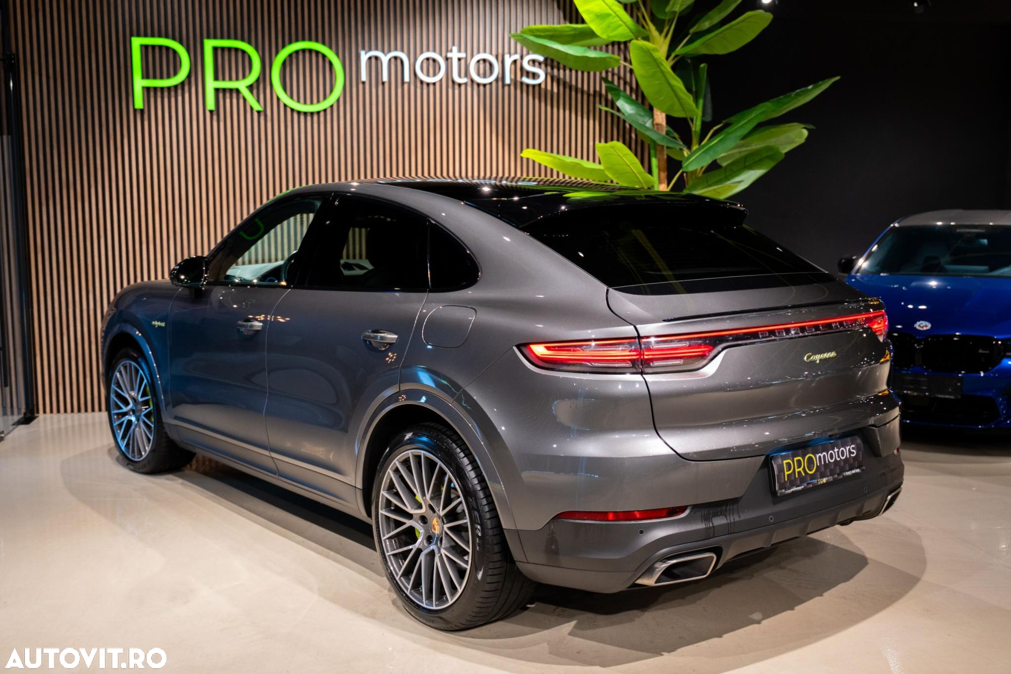 Porsche Cayenne Coupe - 8