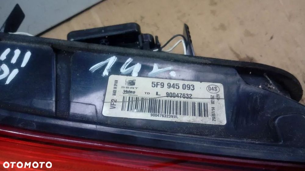 LAMPA LEWA TYŁ W KLAPĘ LEON III KOMBI 5F9945093 - 2