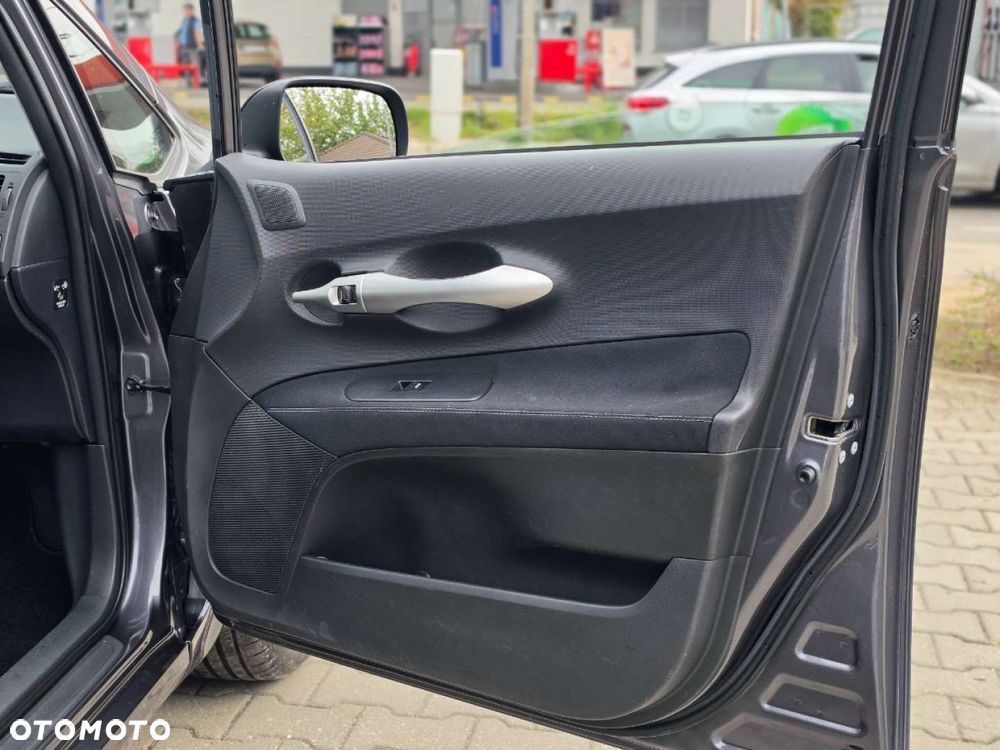 Toyota Auris - 40