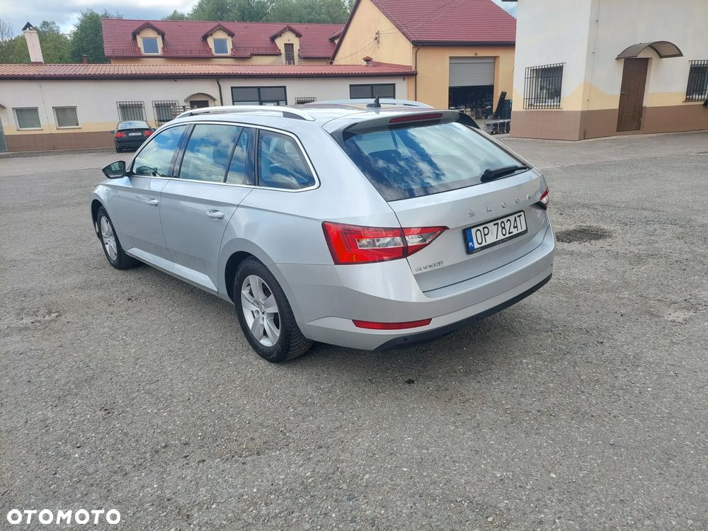 Skoda Superb - 17