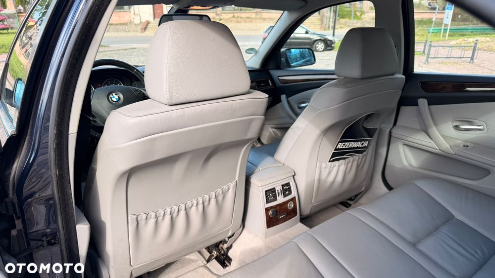 BMW Seria 5 - 24