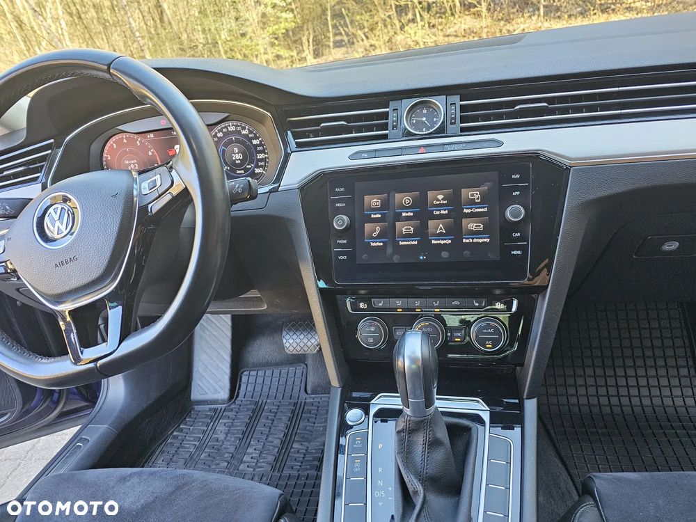 Volkswagen Passat 1.8 TSI BMT Highline DSG - 17